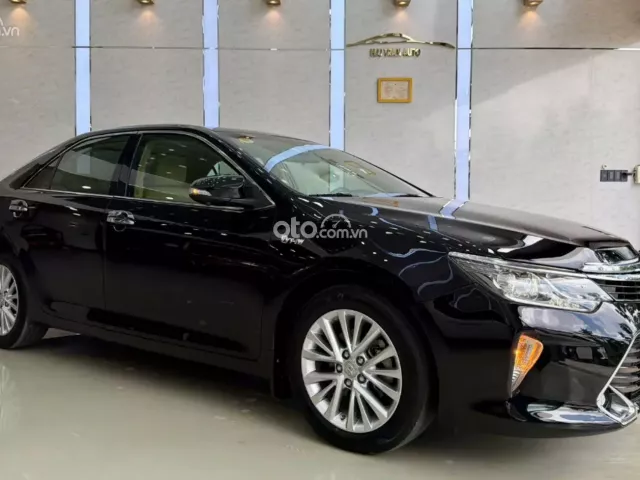 Toyota Camry 2.0E 2019 2