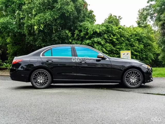 Mercedes-Benz C200 2022 23