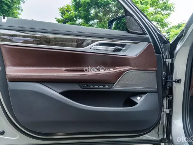 BMW 730Li 2020 14