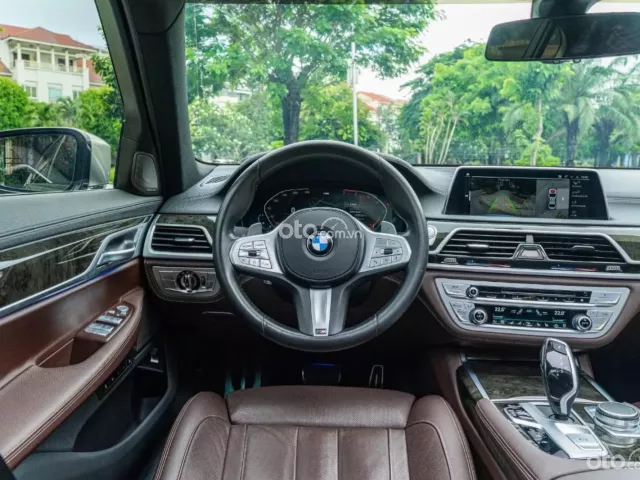 BMW 730Li 2020 25