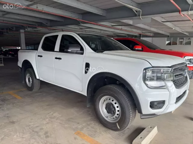 Ford Ranger XLS 2.0L 4x2 AT 2025