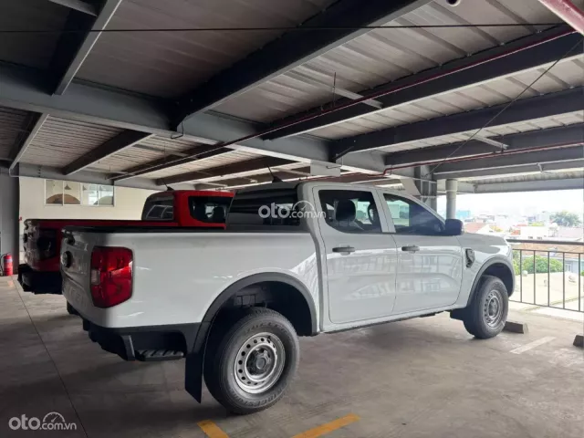 Ford Ranger XLS 2.0L 4x2 AT 2025 2