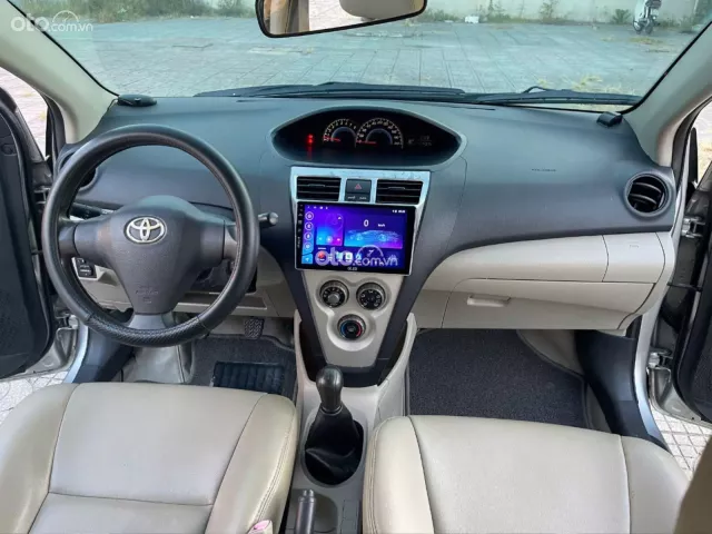 Toyota Vios 1.5E MT 2010 7