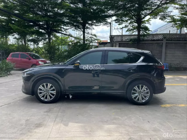 Mazda CX-5 Premium Exclusive 2025 3