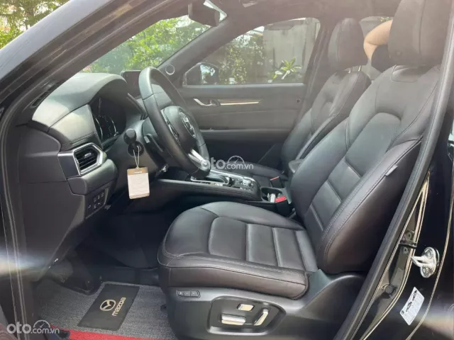 Mazda CX-5 Premium Exclusive 2025 10
