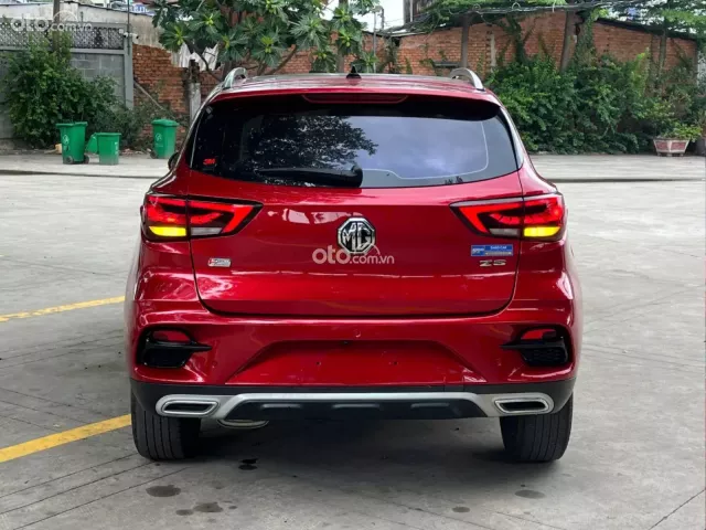 MG ZS 1.5 2WD Luxury 2021 8