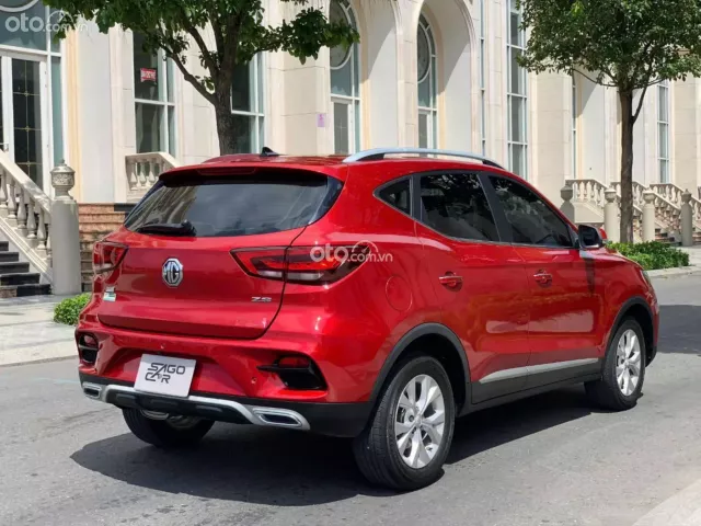 MG ZS STD+ 2022 5