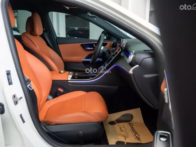 Mercedes-Benz C200 Avantgarde 2023 14