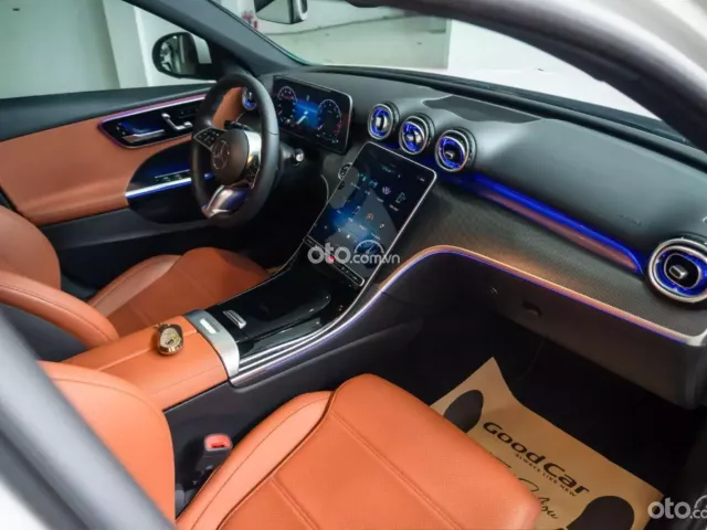Mercedes-Benz C200 Avantgarde 2023 13