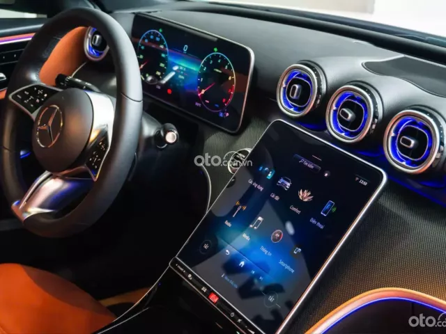 Mercedes-Benz C200 Avantgarde 2023 12