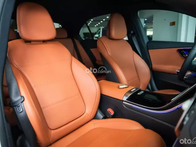 Mercedes-Benz C200 Avantgarde 2023 21