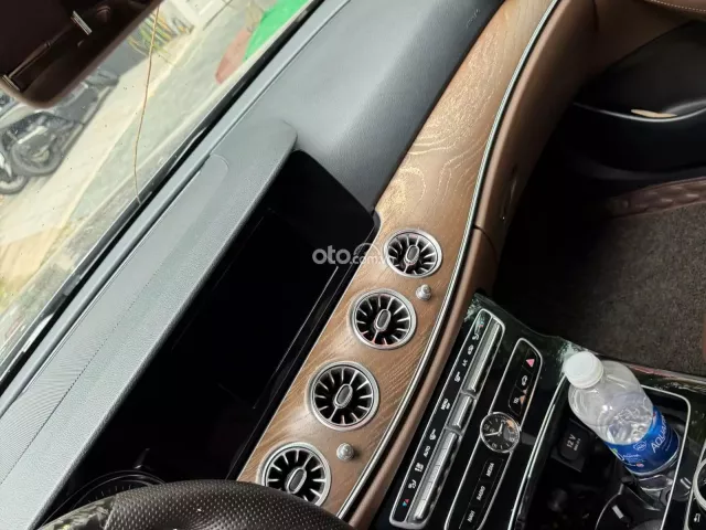 Mercedes-Benz C200 2018 4
