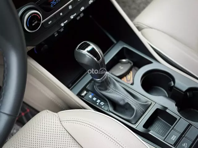 Hyundai Tucson 2.0 Tiêu chuẩn 2020 9