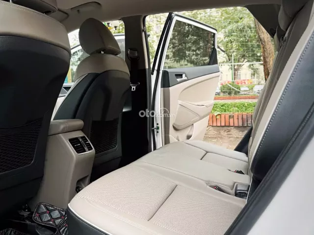 Hyundai Tucson 2.0 Tiêu chuẩn 2020 12