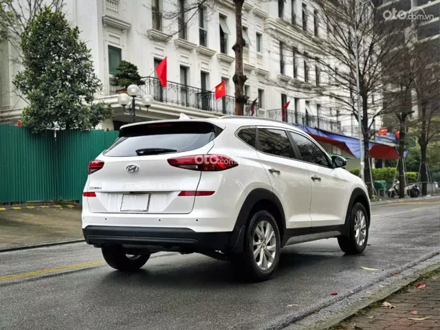 Hyundai Tucson 2.0 Tiêu chuẩn 2020 4