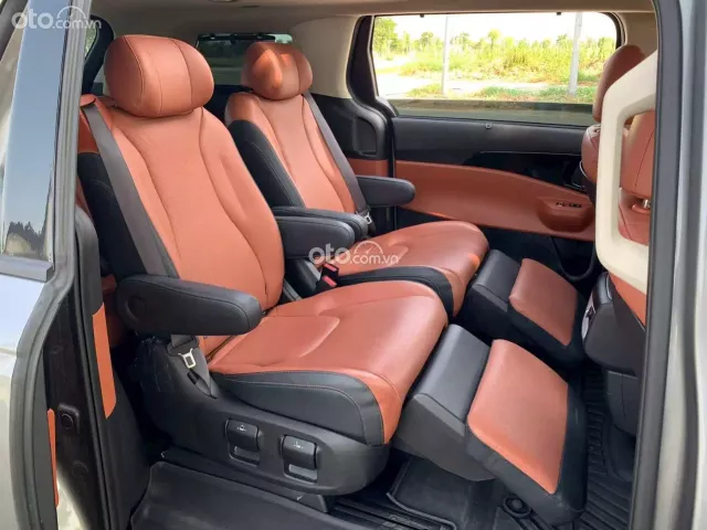 Kia Carnival 2.2D Signature 2025 19