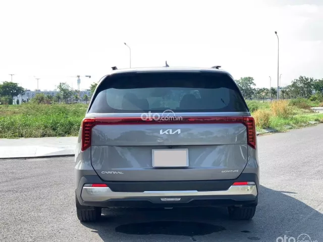 Kia Carnival 2.2D Signature 2025 7