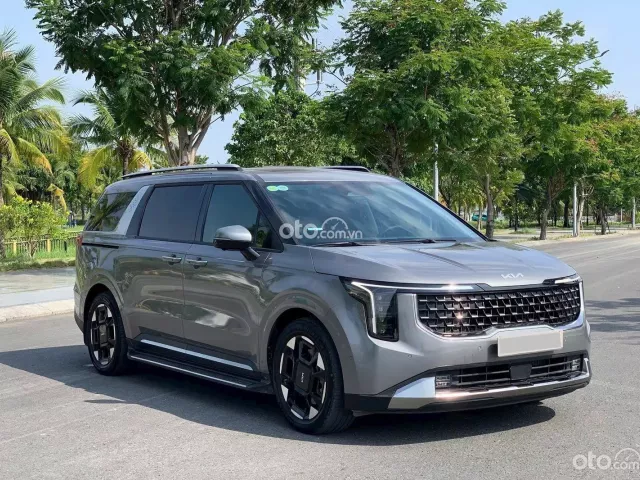 Kia Carnival 2.2D Signature 2025 3