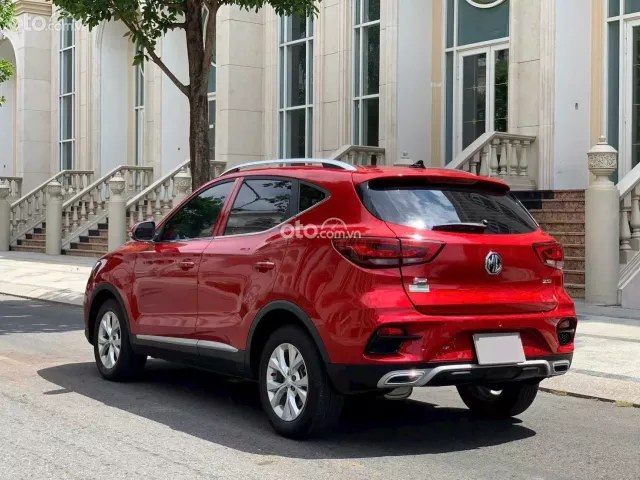 MG ZS STD+ 2022 8