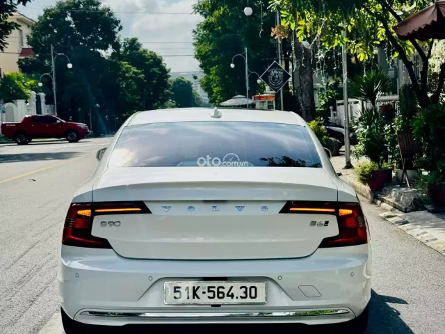 Volvo S90 2022 6