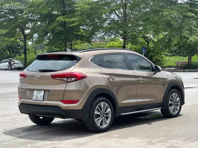 Hyundai Tucson 2.0 Đặc biệt 2019 6
