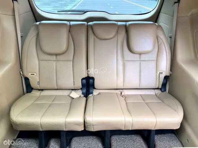 Kia Sedona 2.2 DAT 2018 8