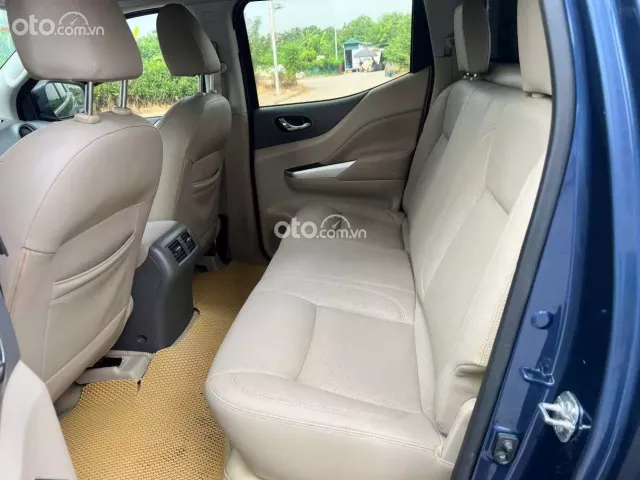 Nissan Navara EL Premium 2017 12