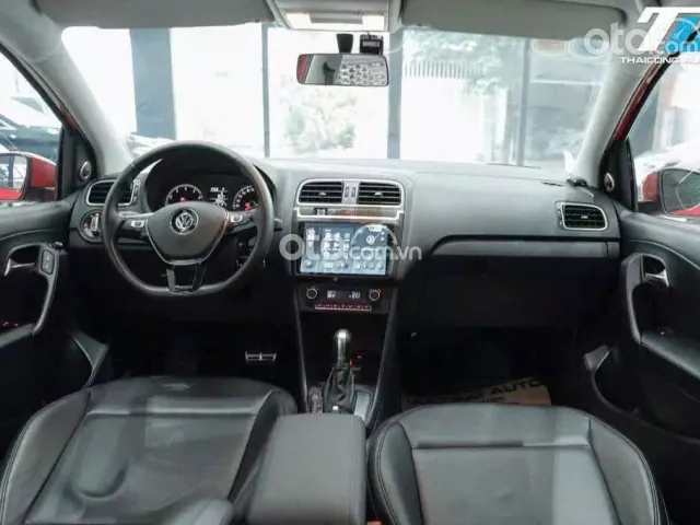 Volkswagen Polo 1.6AT 2022 5