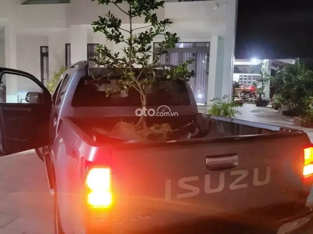 Isuzu D-Max LS 2.5 4x2 AT 2014 6