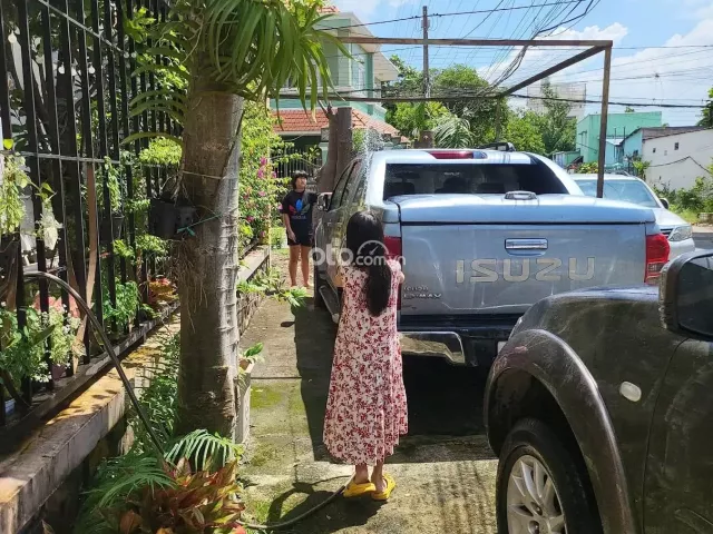 Isuzu D-Max LS 2.5 4x2 AT 2014 8