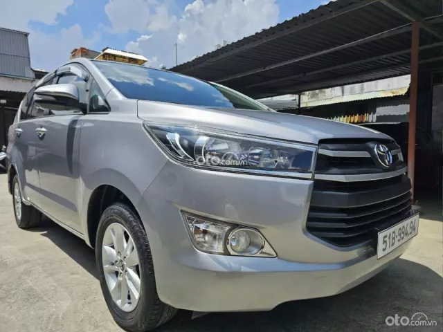 Toyota Innova 2.0E 2017 2