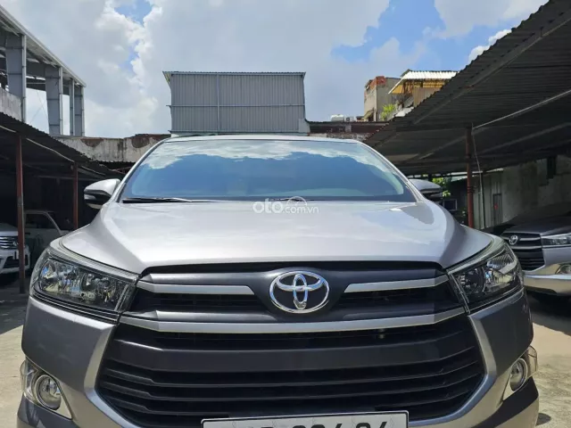 Toyota Innova 2.0E 2017