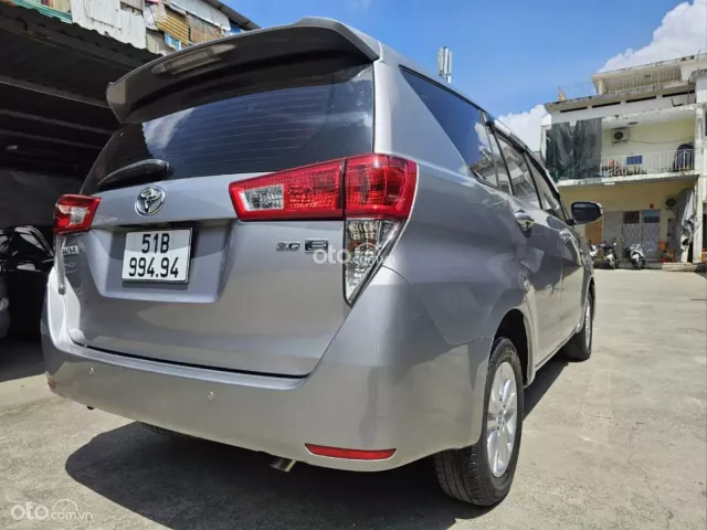 Toyota Innova 2.0E 2017 7