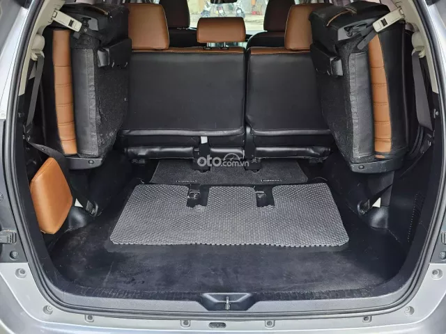 Toyota Innova 2.0E 2017 18