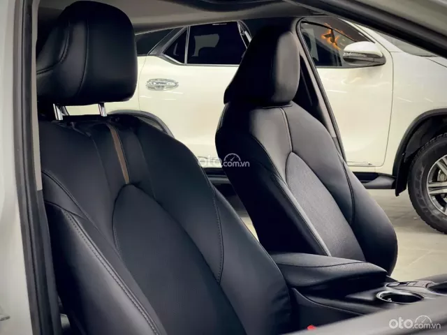 Toyota Camry 2.5Q 2022 13