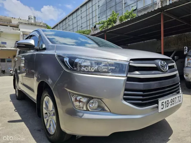 Toyota Innova 2.0E 2017 2