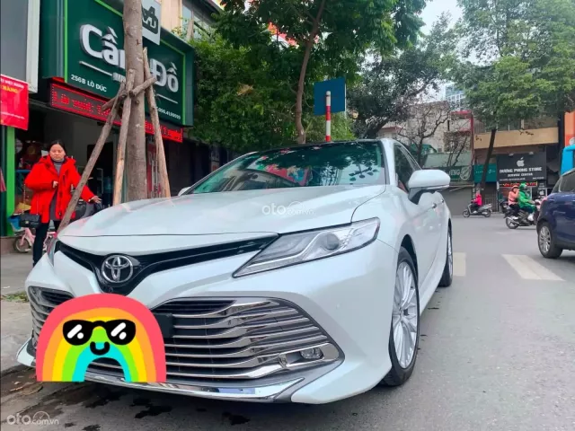 Toyota Camry 2.5Q 2020