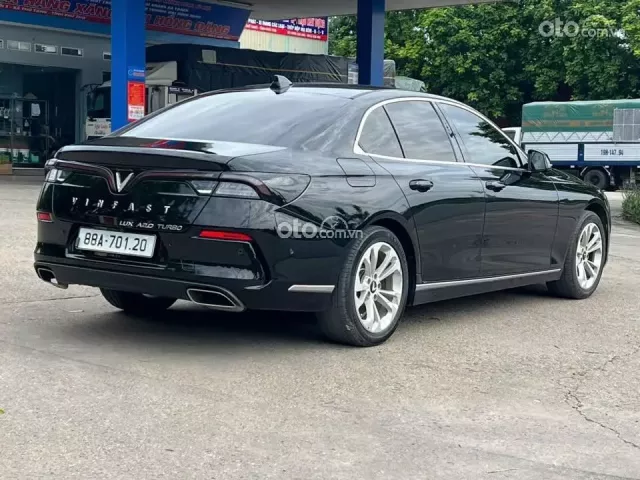 VinFast LUX A2.0 2022