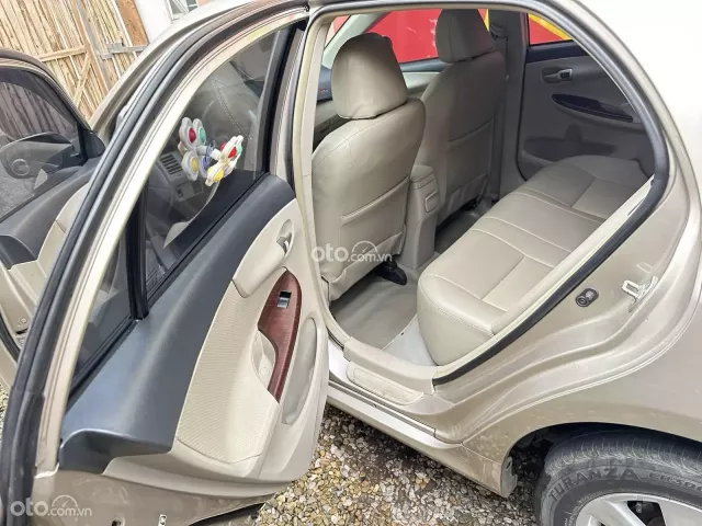 Toyota Corolla Altis 2012 14