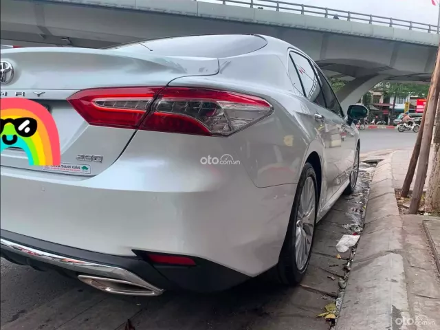 Toyota Camry 2.5Q 2020 2