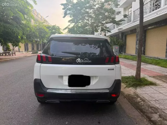 Peugeot 5008 2018 4