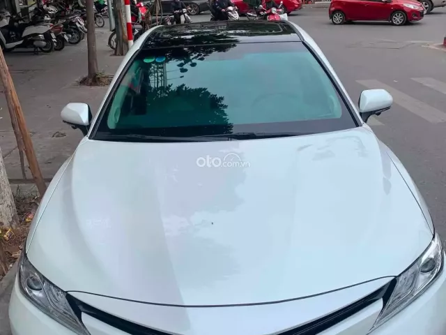 Toyota Camry 2.5Q 2020 3