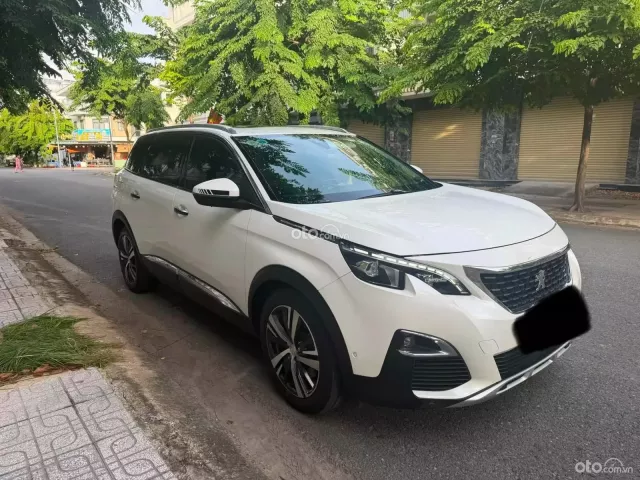 Peugeot 5008 2018