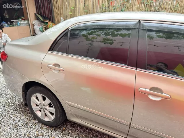 Toyota Corolla Altis 2012 6