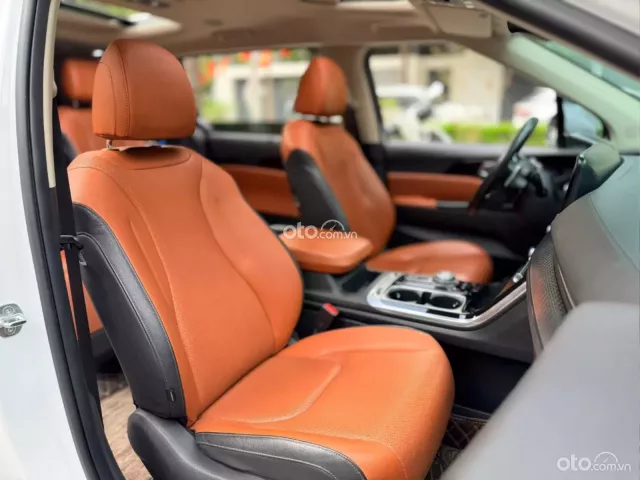 Kia Carnival 2.2D Signature 2023 10