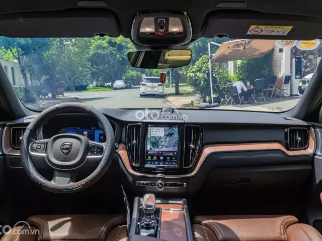 Volvo XC60 2025 7