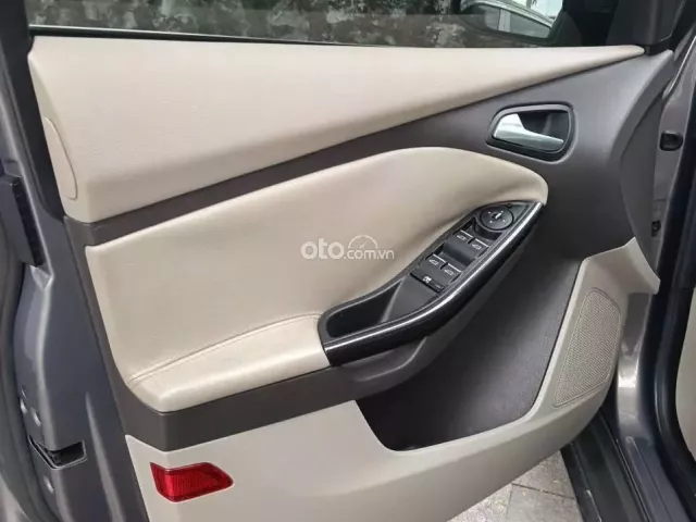 Ford Focus 2014 10