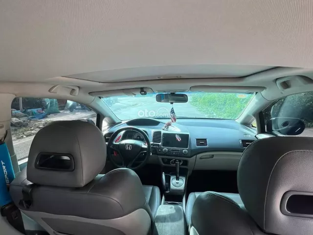 Honda Civic 2007 7