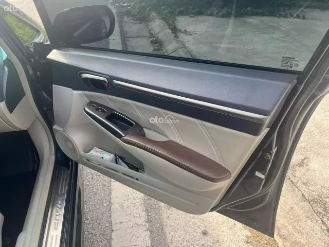 Honda Civic 2007 6