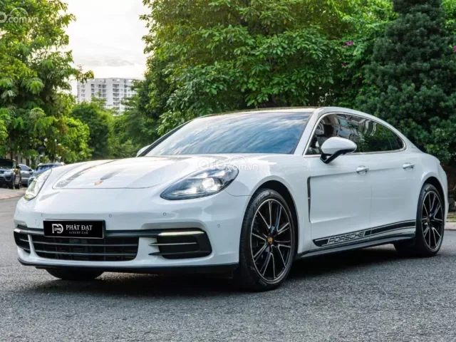 Porsche Panamera 4 Executive 2019 3